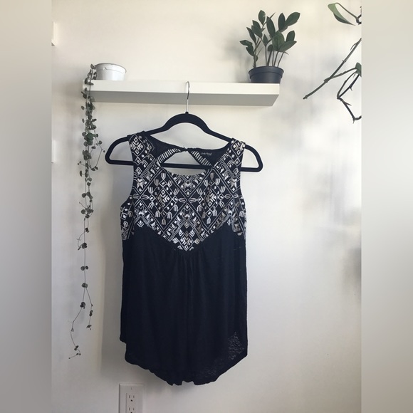 Beautiful Crochet Boho Tank Top. Lucky Brand, Size Small. - Picture 2 of 4